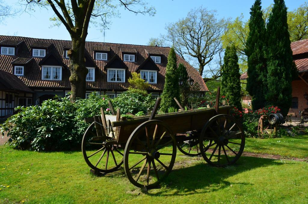 Landhotel Gutshof Im Oertzetal In Oldendorf, Suedheide Hermannsburg Esterno foto